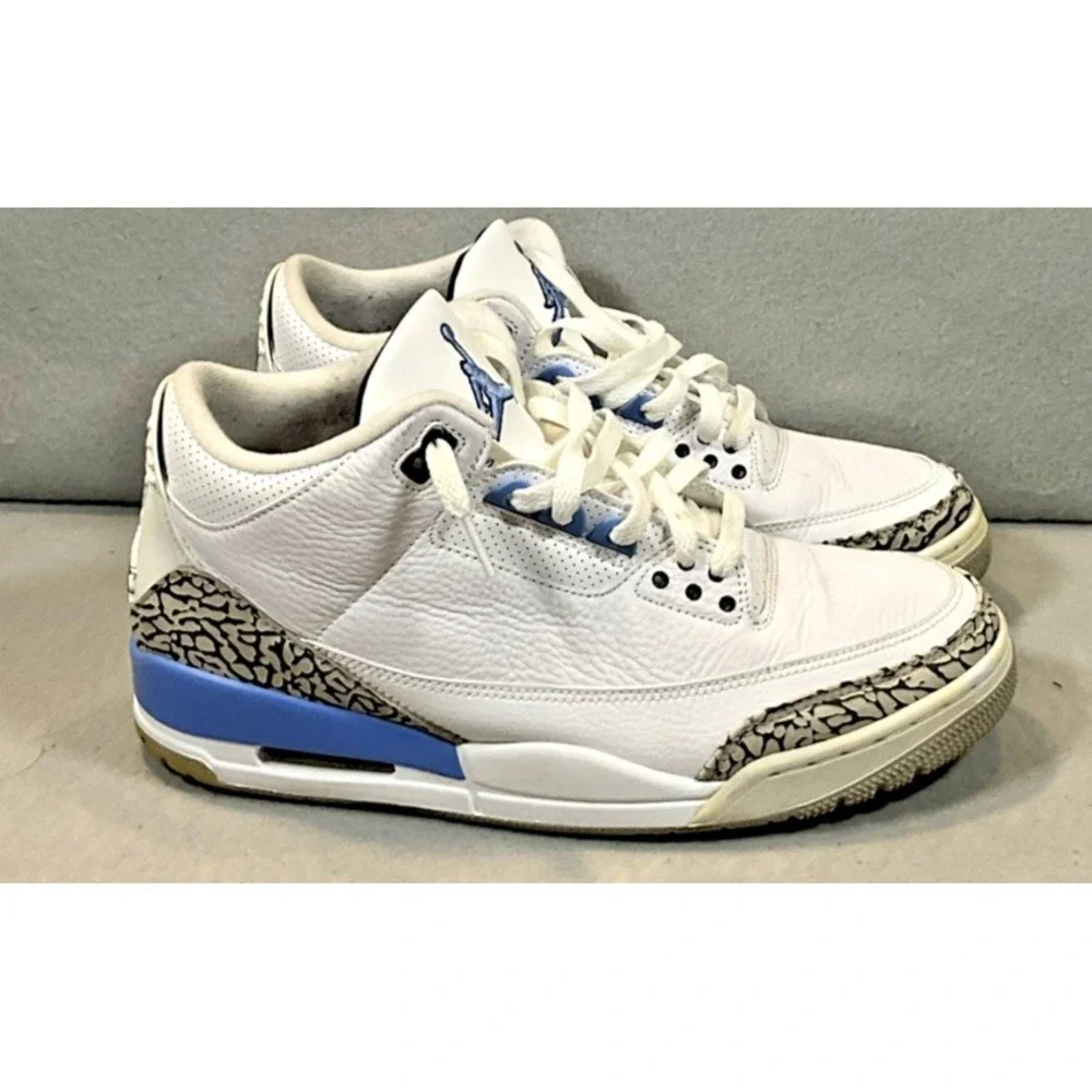 Nike Air Jordan 3 Retro UNC University Blue CT8532-104 | Size 10.5M